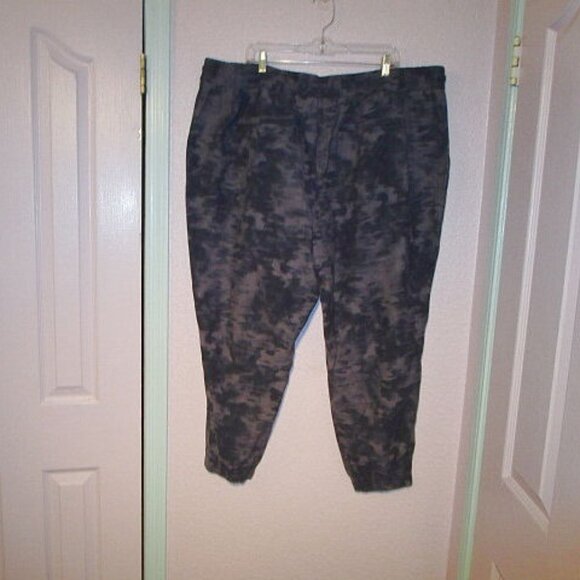 NEW Athleta FARALLON Pull On Size 26 4X PANTS High Rise 5 POCKETS Travel STRETCH - Picture 9 of 12